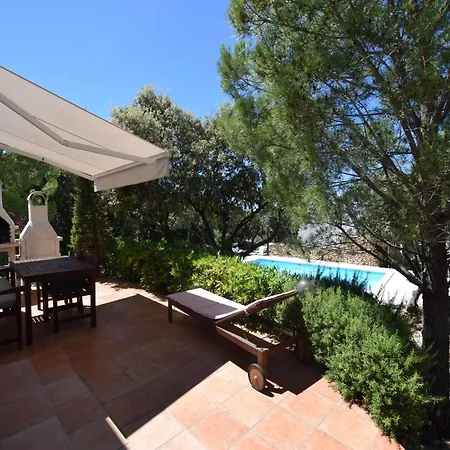 Holiday Home In Mandre Near The Sea, Cleaning Included *