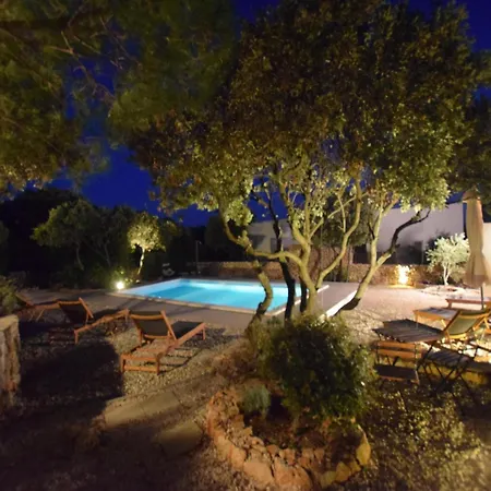 Holiday Home In Mandre Near The Sea, Cleaning Included Mandre